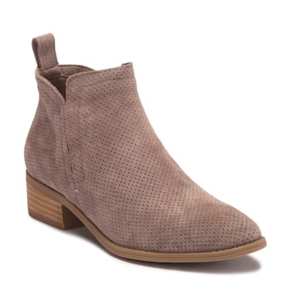 Dolce Vita Shoes - Dolce Vita – Tivon Bootie Lt Taupe Suede / 6M